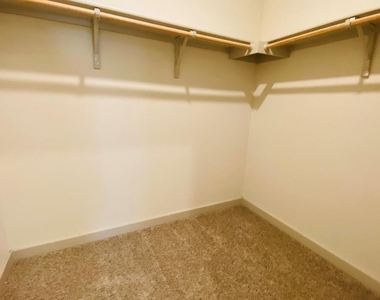 10917 Tildon Ave - Photo Thumbnail 13