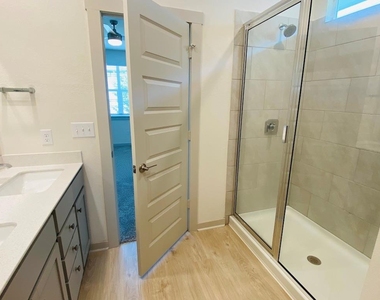 10917 Tildon Ave - Photo Thumbnail 19