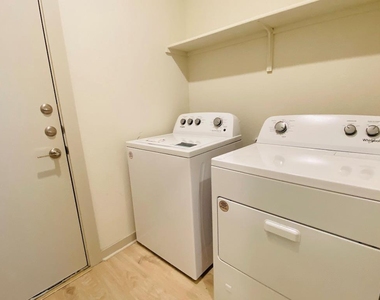 10917 Tildon Ave - Photo Thumbnail 25