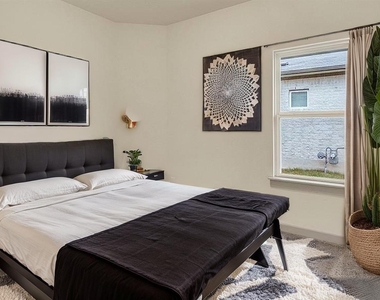 10917 Tildon Ave - Photo Thumbnail 4