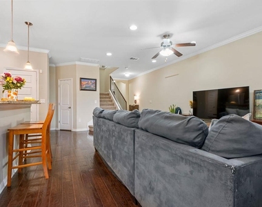 13400 Briarwick Dr - Photo Thumbnail 7