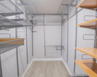 8200 Neely Dr - Photo Thumbnail 10