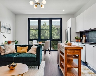 800 Embassy Dr - Photo Thumbnail 2