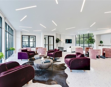 800 Embassy Dr - Photo Thumbnail 18