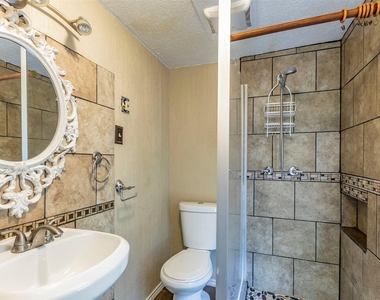2520 Bitter Creek Dr - Photo Thumbnail 17
