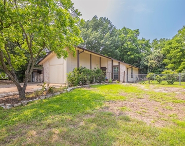2520 Bitter Creek Dr - Photo Thumbnail 18