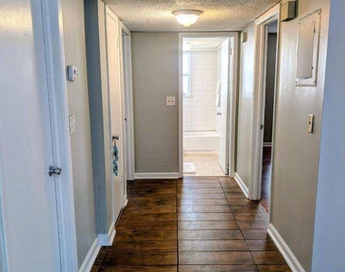408 13th Avenue N - Photo Thumbnail 3