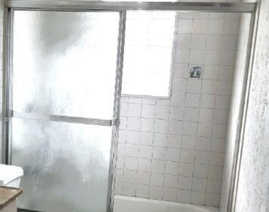 127 Crestwood Avenue - Photo Thumbnail 5
