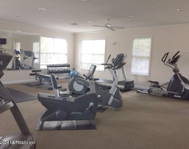 8125 Summergate Court - Photo Thumbnail 20