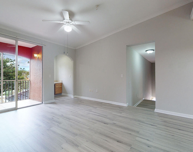 10075 Gate Parkway N - Photo Thumbnail 32