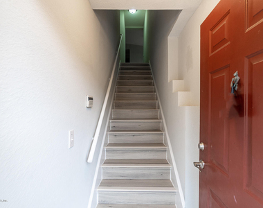 10075 Gate Parkway N - Photo Thumbnail 34
