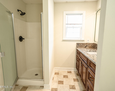 10355 Shelby Creek Road S - Photo Thumbnail 13