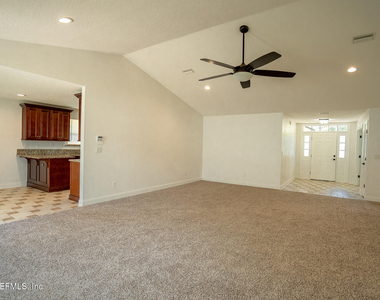 10355 Shelby Creek Road S - Photo Thumbnail 17
