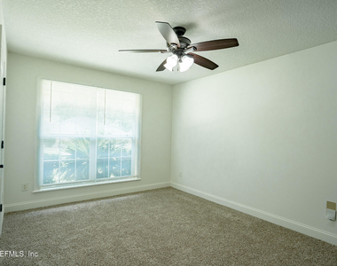 10355 Shelby Creek Road S - Photo Thumbnail 5
