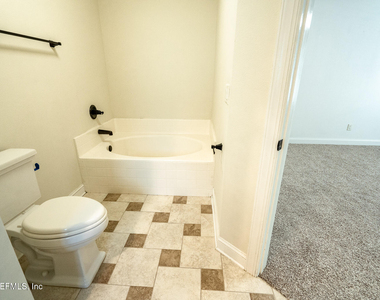 10355 Shelby Creek Road S - Photo Thumbnail 14