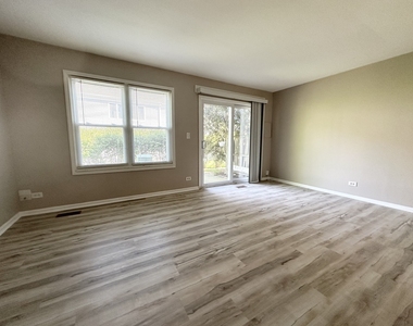 2543 Prairieview Lane S - Photo Thumbnail 2