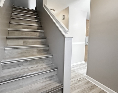 2543 Prairieview Lane S - Photo Thumbnail 1