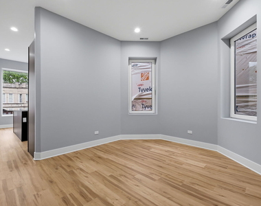 1544 S Sawyer Avenue - Photo Thumbnail 6