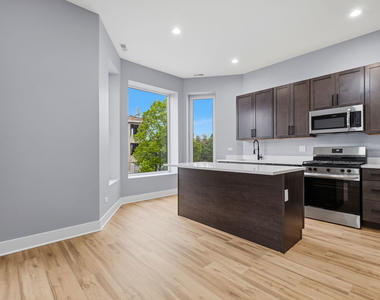 1544 S Sawyer Avenue - Photo Thumbnail 1