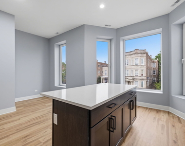 1544 S Sawyer Avenue - Photo Thumbnail 4