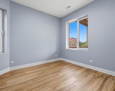 1544 S Sawyer Avenue - Photo Thumbnail 13