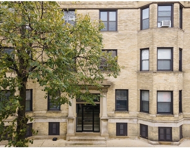 923 W Waveland Avenue - Photo Thumbnail 2