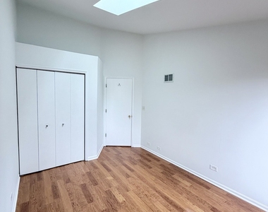 1120 Keswick Lane - Photo Thumbnail 12