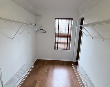 1120 Keswick Lane - Photo Thumbnail 16