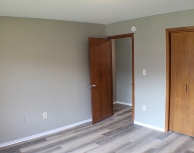 2902 31st Street - Photo Thumbnail 11