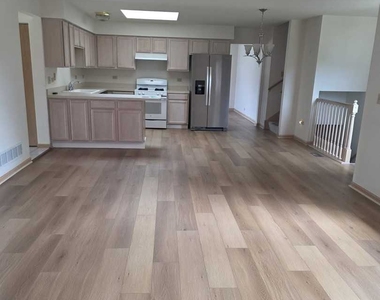 9147 Boardwalk Terrace - Photo Thumbnail 2