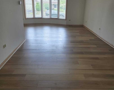 9147 Boardwalk Terrace - Photo Thumbnail 3