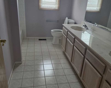 9147 Boardwalk Terrace - Photo Thumbnail 8