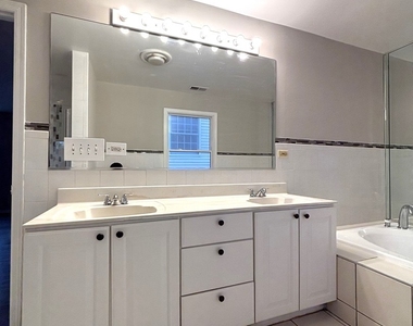 1101 N Princeton Avenue - Photo Thumbnail 9