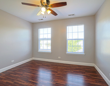 1854 S Fallbrook Drive - Photo Thumbnail 14