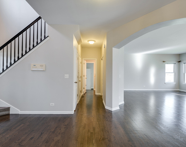 954 Campbell Drive - Photo Thumbnail 12