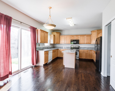 954 Campbell Drive - Photo Thumbnail 7