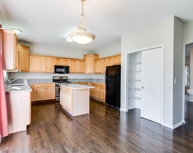 954 Campbell Drive - Photo Thumbnail 8