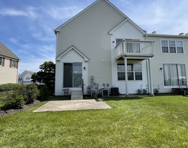 268 Gazebo Lane - Photo Thumbnail 12