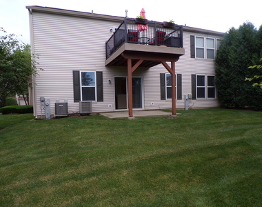 120 W Buckingham Drive - Photo Thumbnail 1