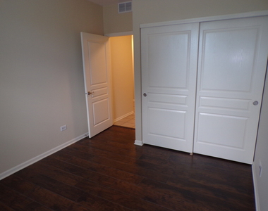 120 W Buckingham Drive - Photo Thumbnail 23