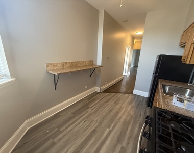 368 E 59th Street - Photo Thumbnail 10
