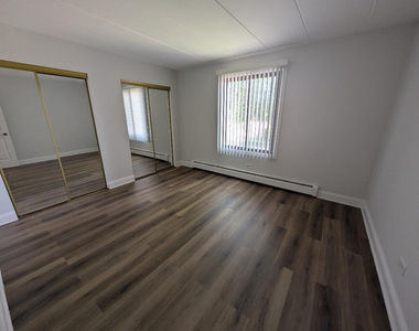 6005 Marshall Avenue - Photo Thumbnail 7