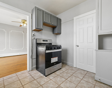 8503 S Drexel Avenue - Photo Thumbnail 7