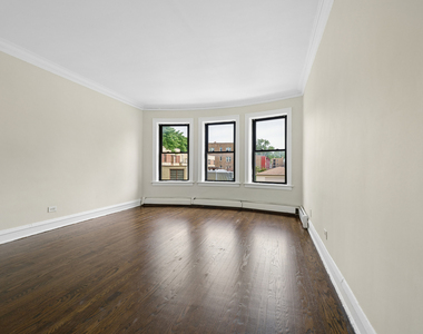 8503 S Drexel Avenue - Photo Thumbnail 2