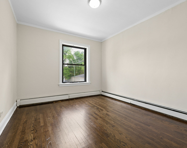 8503 S Drexel Avenue - Photo Thumbnail 3
