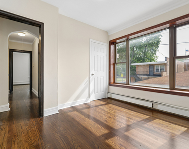 8503 S Drexel Avenue - Photo Thumbnail 5