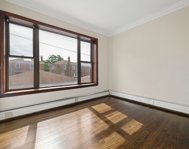 8503 S Drexel Avenue - Photo Thumbnail 6