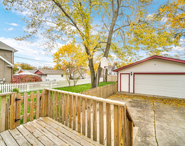 6661 Glenview Drive - Photo Thumbnail 21