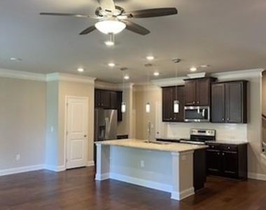 2462 Pearl Ridge Trace - Photo Thumbnail 6