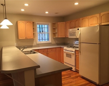 685 Garibaldi Street Sw - Photo Thumbnail 5